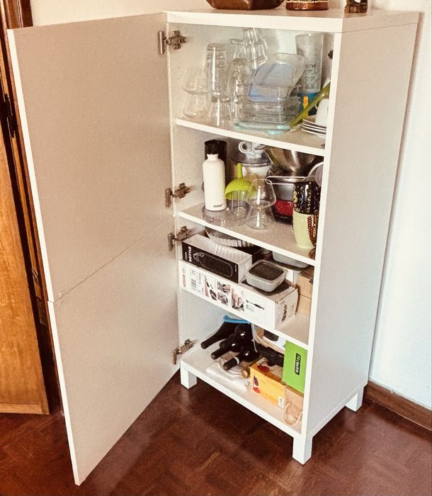 Armario alto (1,30m + pés de 10cm), branco