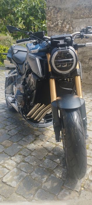 Moto Honda CB 650 r