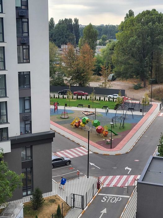 Без% продаж 1 -но кім Любоміра Гузара 19 комарова отрадний соломенскій