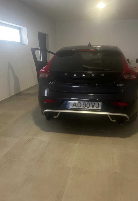 Volvo V40 R desegin