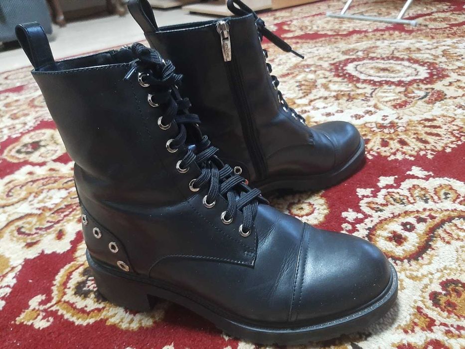Демисезоні шкіряні чоботи, розмір 40, Миратон