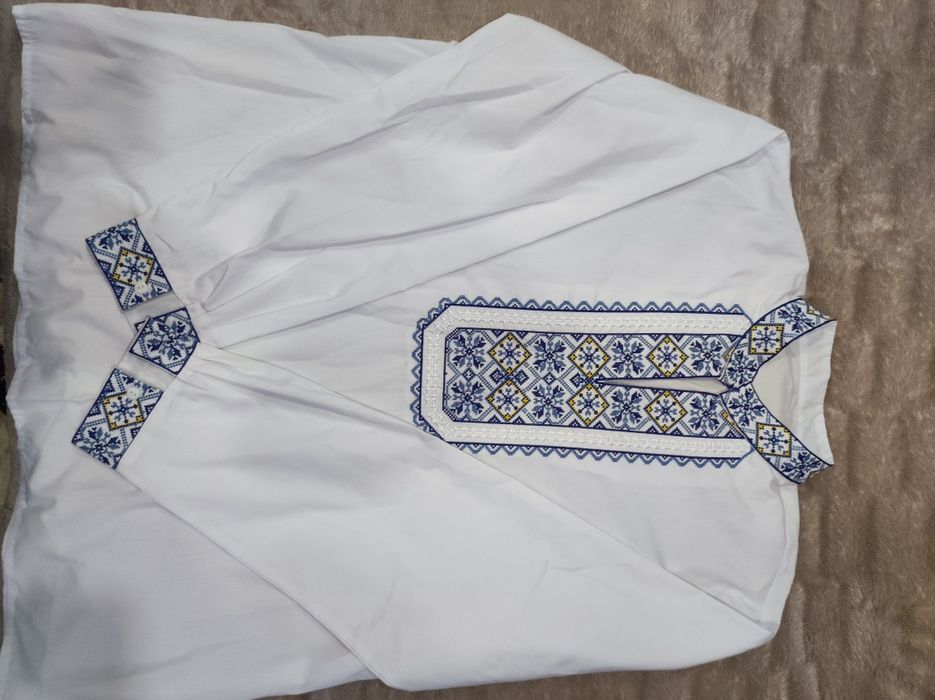 Чоловіча вишиванка