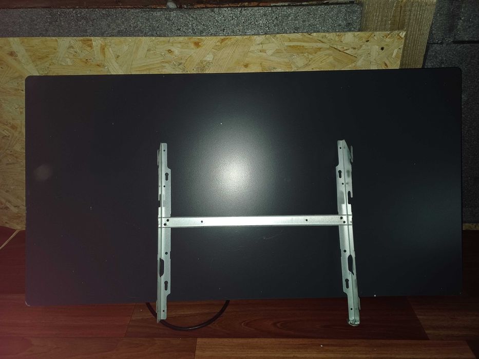 Grzejnik naścienny Blyss  Saris 2000w