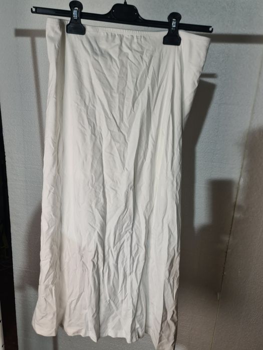 Saia de senhora branca SHEIN - nova