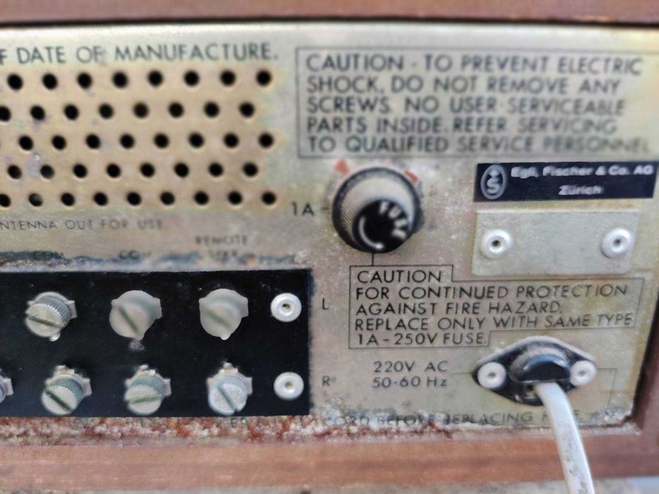 Vintage Fisher 170 AM/FM Stereo Receiver