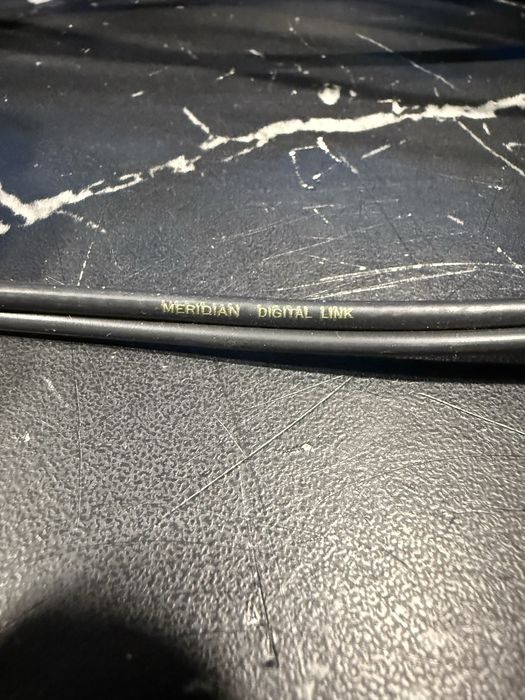 Цифровой коаксиальный аудиокабель Meridian Van Den Hul