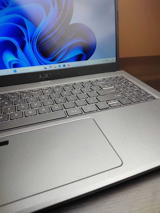 LAPTOP | Acer Aspire 5 | i7-1355U | 32GB RAM | 1TB SSD | Win11 FV