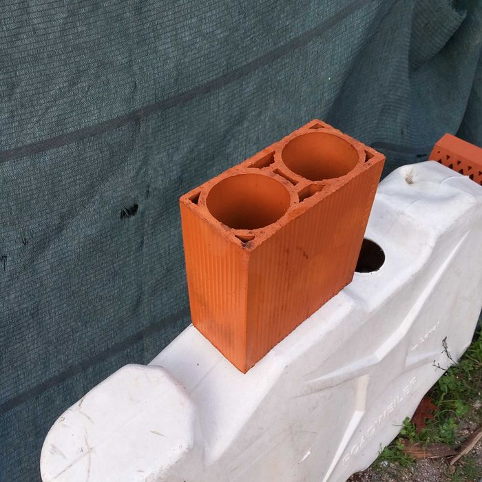 Garrafeira em barro, 2 garrafas, retangulares