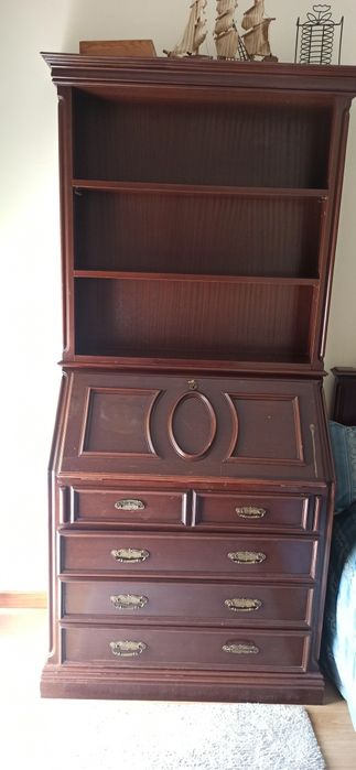 Conjunto Cama 125cm + Escrivaninha + Roupeiro