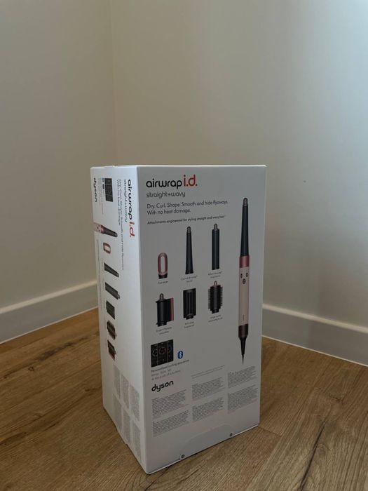 Оригінальні стайлери Dyson