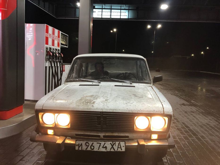 2106 • технически очень живая машина, днище и короба в порядке, печка греет, за последнее время вложено в машину 10000грн

Новая помпа 
Новое сцепление 
Новый радиатор 
Новые патрубки 
Новый антифриз 
Прокачаны тормоза, поменяны колодки

• Доедет куда угодно
Приехала со змиева уверенно

• Возможен обмен
Возможен пригон