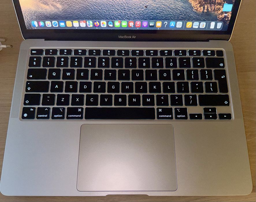 Apple MacBook Air 13 M1 8GB Ram 512GB
