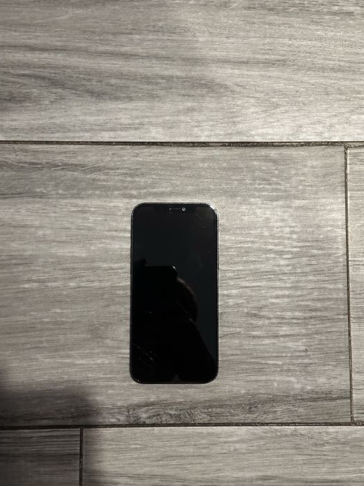 Vendo Iphone 12 Pro ( LER BEM A DESCRIÇAO !!! )