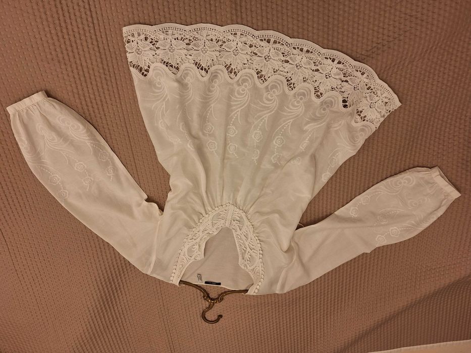 Tunika Peek&Cloppenburg wykończona koronką