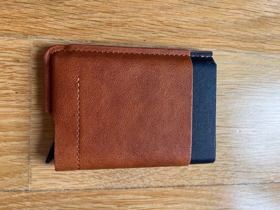 Etui pokrowiec na karty