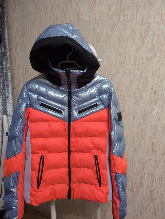 Куртка Bogner S розмір original відмінний стан