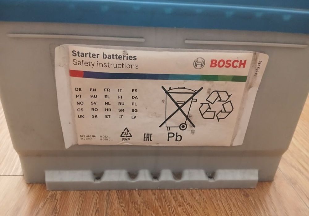 Акумулятор Bosh 60 Ah 12v