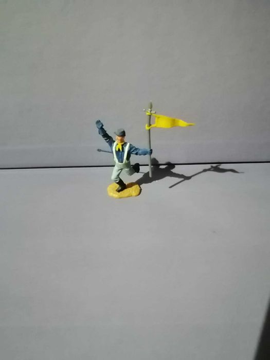 Timpo Toys - 7 Fotos