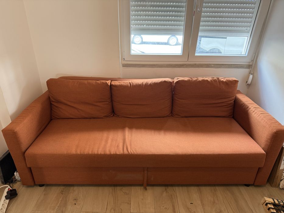 Sofa Cama Friheten Laranja 3 Lugares