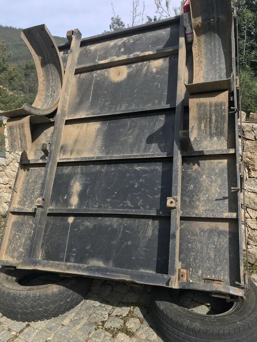 Carroçaria mitsubishi medida 2,00x1,70