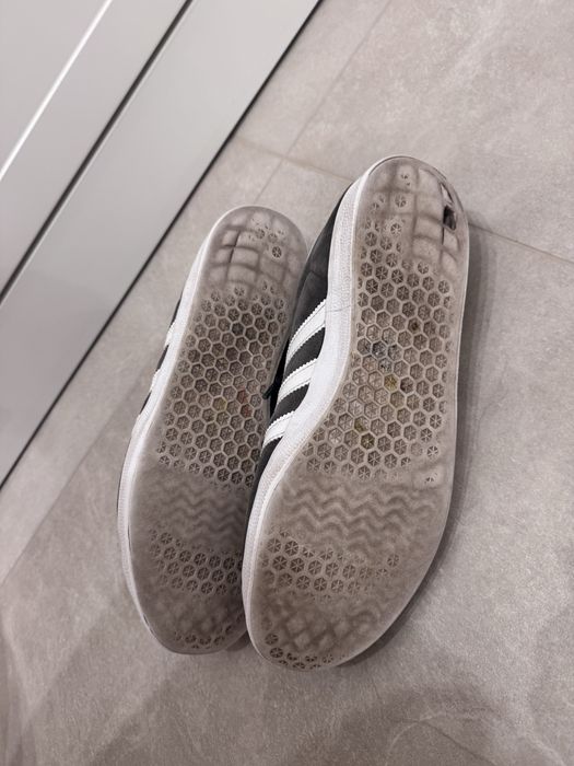 Adidas gazelle сірі замшеві чоловічі 44 розмір