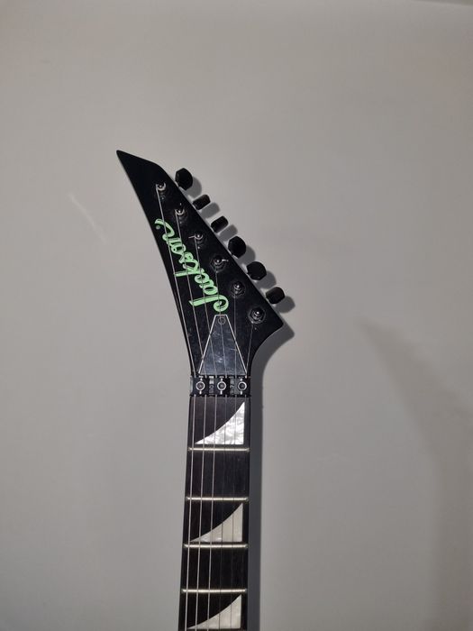 Guitarra jackson brandon Ellis pro kelly