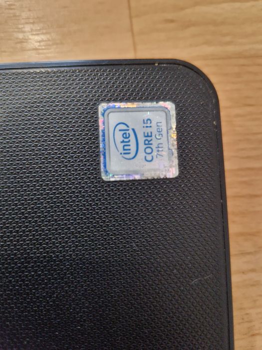 Запчастини до ноутбука dell intel i5 7th gen ddr4 слоти Клавіатура материнка