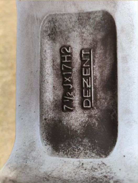 Колеса Диски5x114.3 Qashqai, Vivaro Dezent 225/55/17