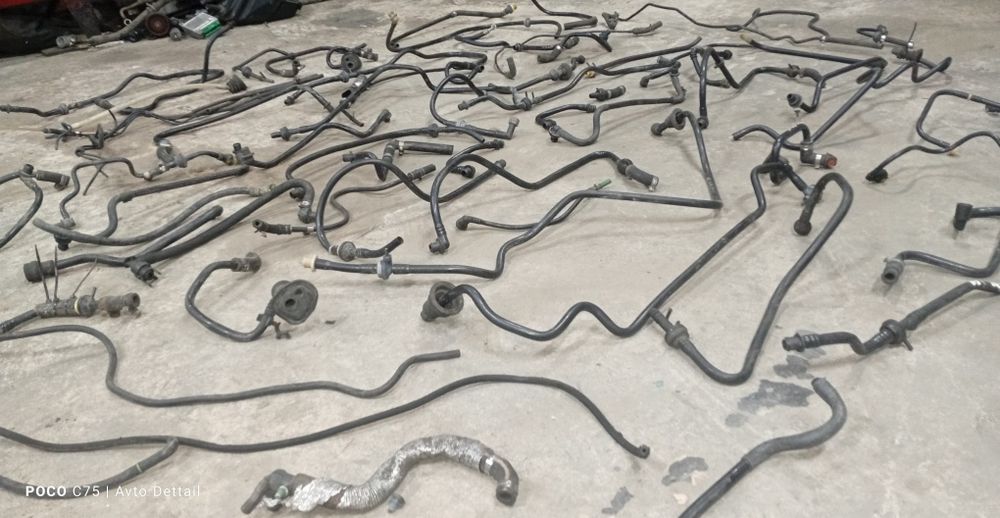 Трубка вакумної системи Ауди Пасат БМв опель рено вольво нисан