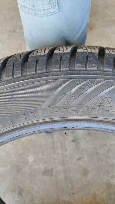 Opony zimowe 225/50/17