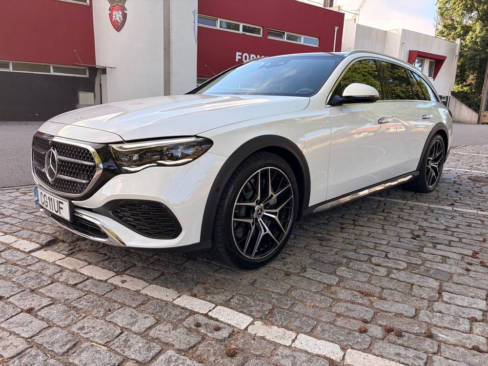 Mercedes-Benz E 300