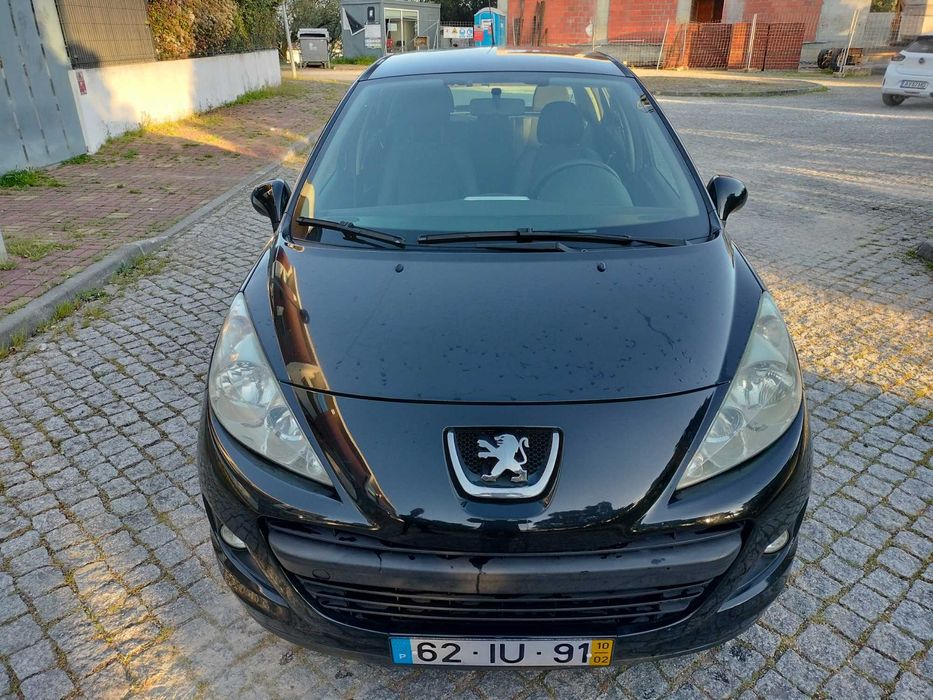 Peugeot 207 1,4 VTI