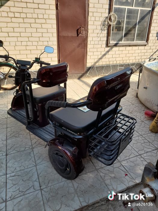 Трицикол карета продам