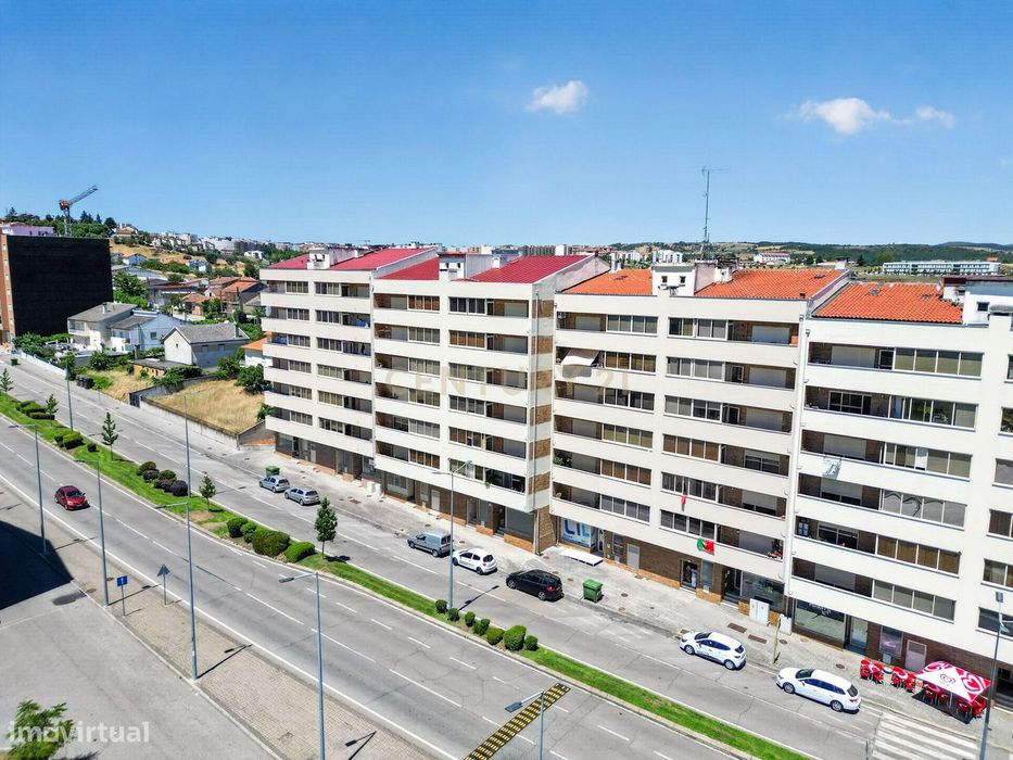 T3 Apartment in Bragança with Panoramic View