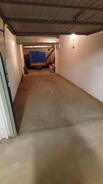 Wynajmę garaż pod blokiem Sikorskiego 6