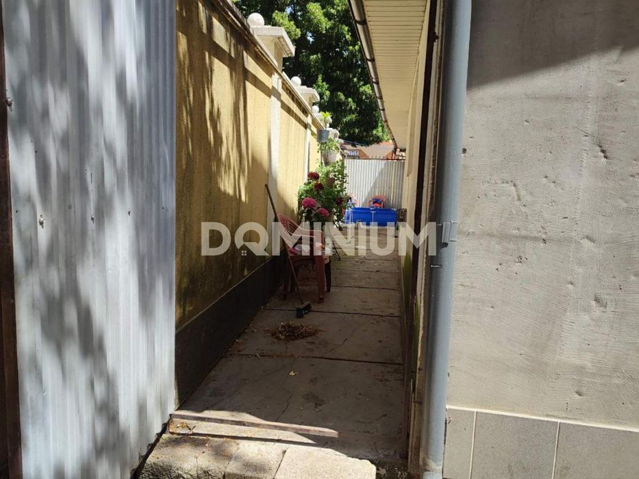 Продається квартира в центрі Хуста