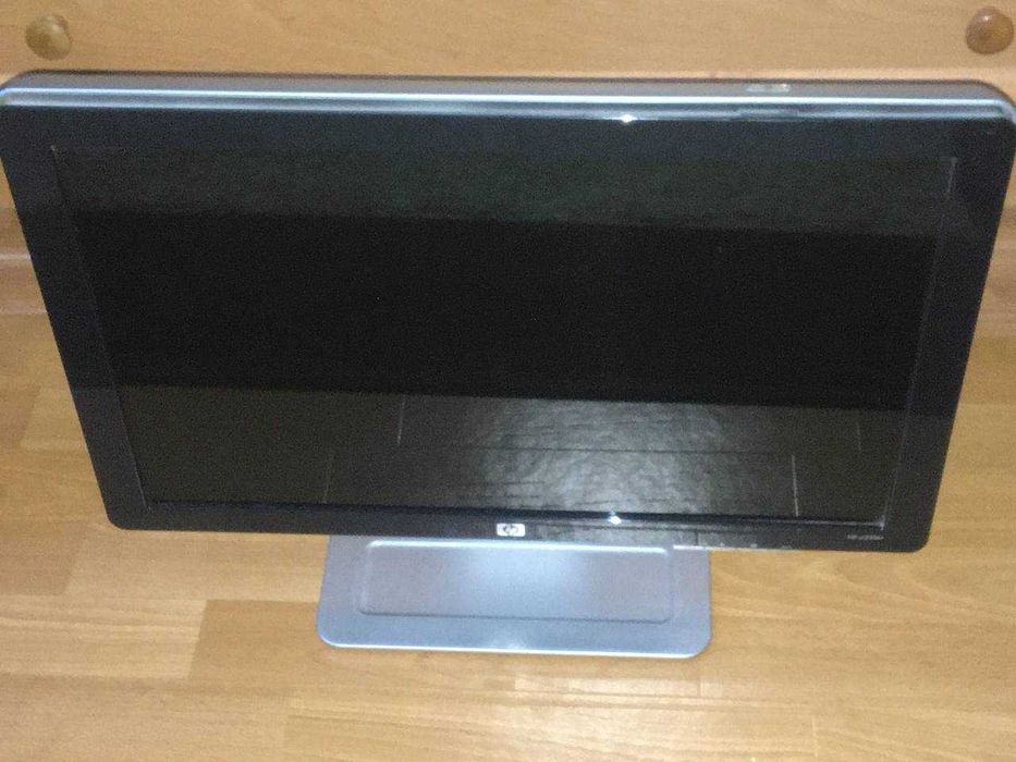 Продам монітор HP W2216v
