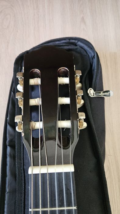 Gitara klasyczna marki Ever Play, model EV-122 z serii Iga.