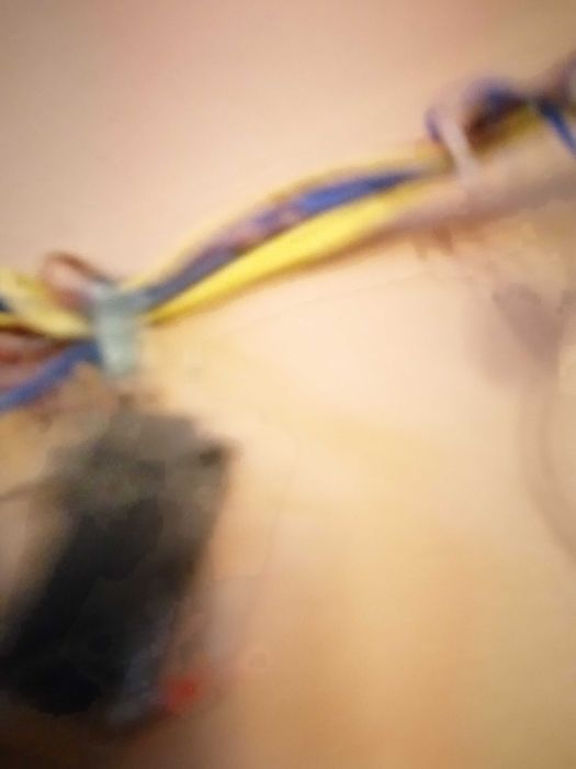 Włącznik mikrofalówki LG MB3744w

Używany sprawny