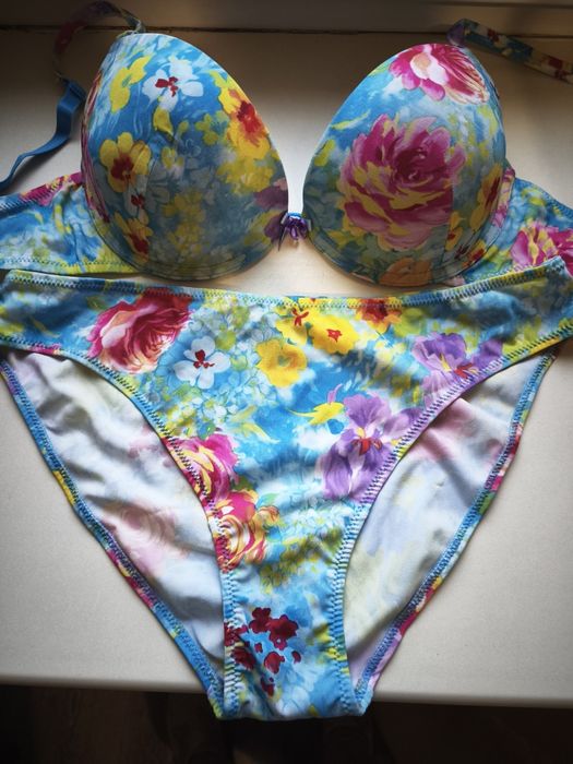 Білизна жіноча (набір)