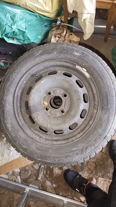 4 Felgi stalowe 14" 4x108 Ford + opony
