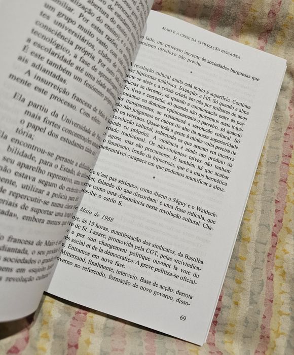 Livro Maio e a crise da civilização burguesa