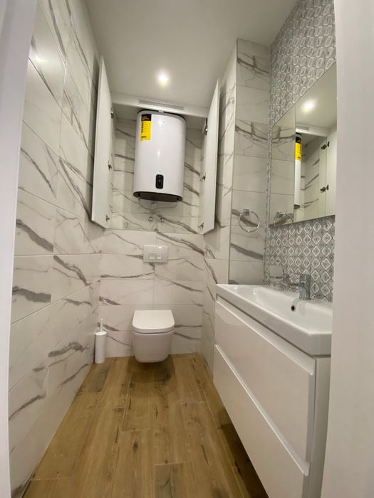 2-кімнатна біля парку, Академіка Шалімова 35-а