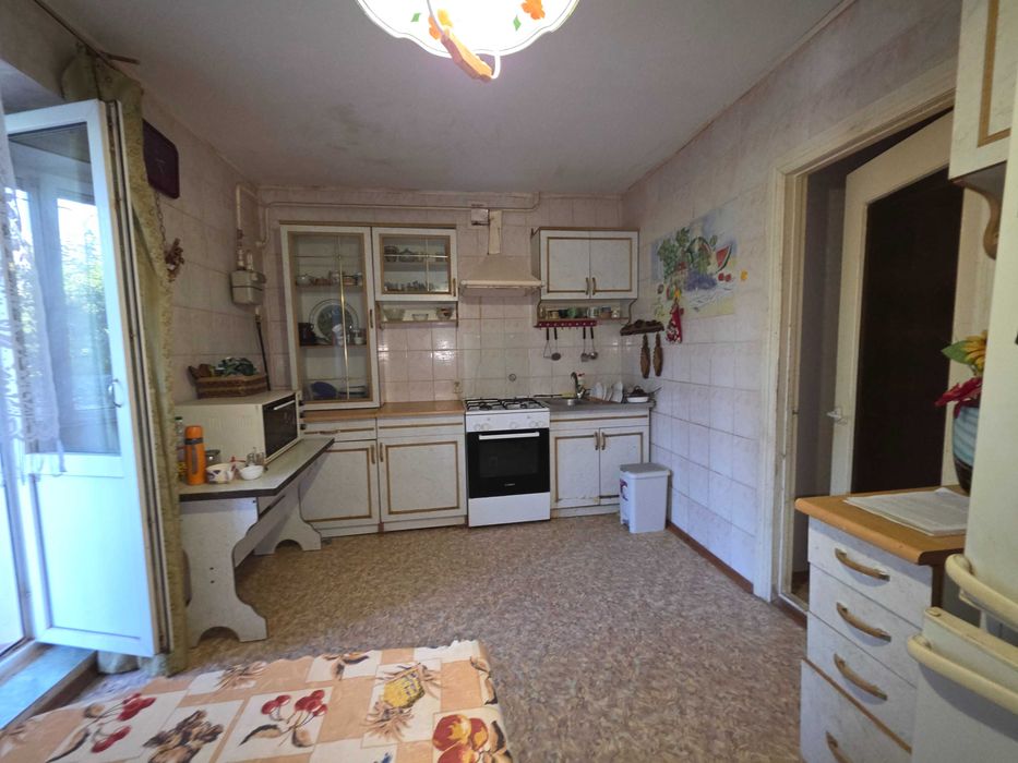 Велика 2к квартира у центрі міста. ДержПрограми.