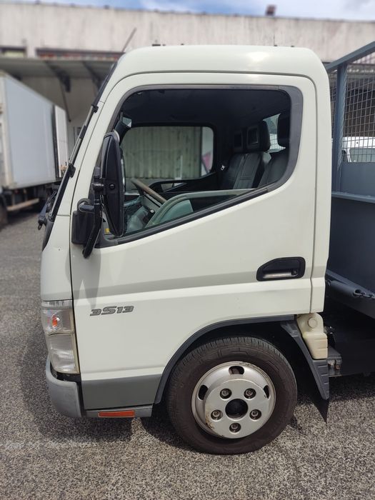 Mitsubishi Canter 3.0 125 cv com báscula