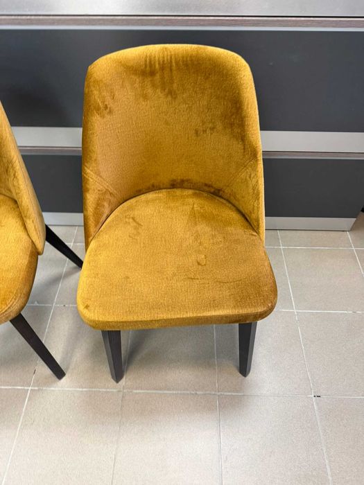 Krzesła powystawowe FLAVIO 1 – 2 szt. dostawa w cenie