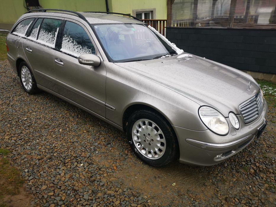 Mercedes Benz E320 4matic