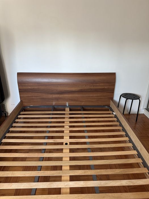 Cama de casal 160cm com estrado