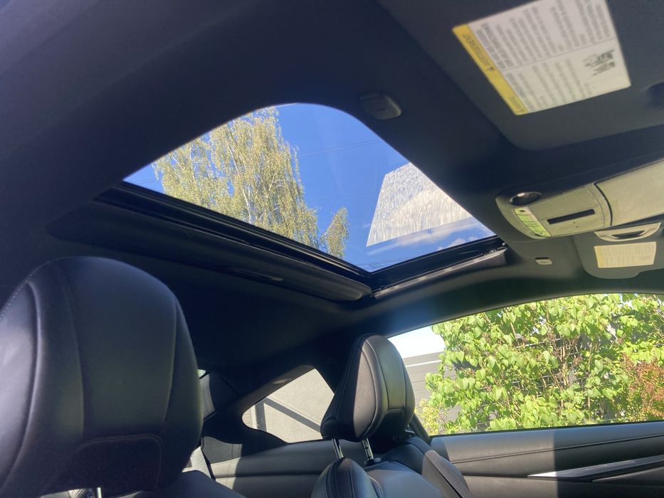 Infiniti Q60 305 KM RWD
