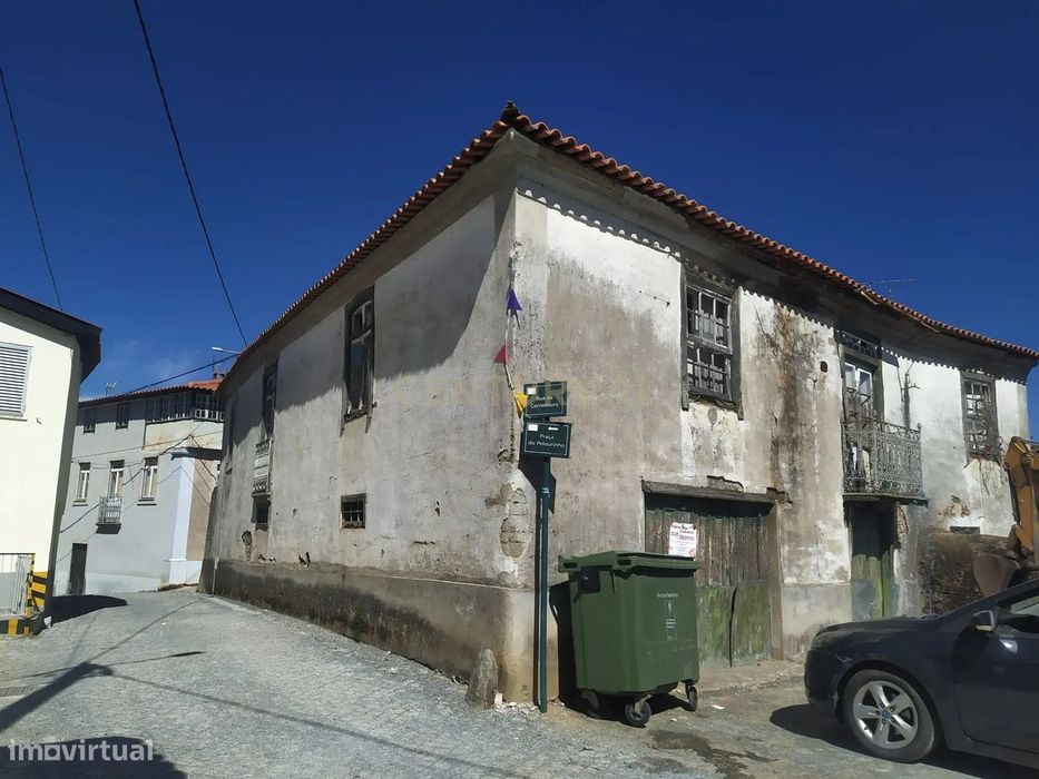 Moradia para reconstruir - Chacim